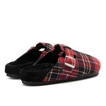 Load image into Gallery viewer, Snuggs Clogs Red x Black Checkered