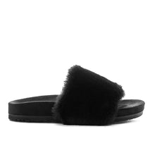 Load image into Gallery viewer, Snuggs Fuzzy Slipper Black
