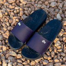 Load image into Gallery viewer, Blue men Slipper
