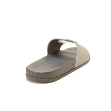 Load image into Gallery viewer, Grey men Slipper

