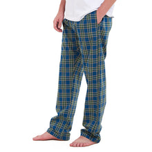 Load image into Gallery viewer, Men summer pant checkered olive x Petroleum
