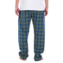 Load image into Gallery viewer, Men summer pant checkered olive x Petroleum
