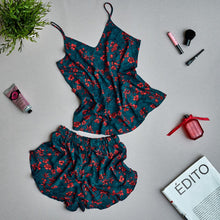 Load image into Gallery viewer, Women summer pajama set Red flowered top + ruffles shorts
