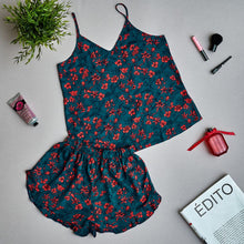 Load image into Gallery viewer, Women summer pajama set Red flowered top + ruffles shorts
